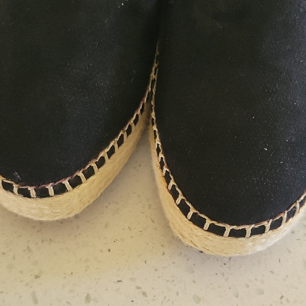 Dr. Scholl's Black Espadrille Slip-Ons with Suede Finish Never Worn - Picture 6 of 7